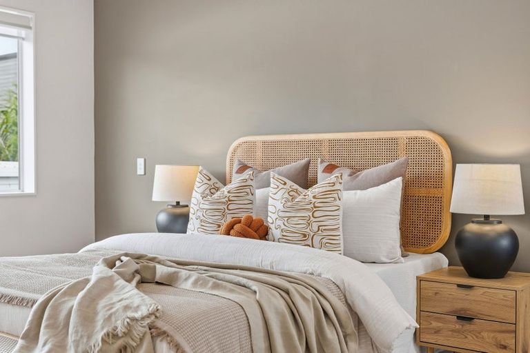 Photo of property in 17a Lake Pupuke Drive, Takapuna, Auckland, 0622