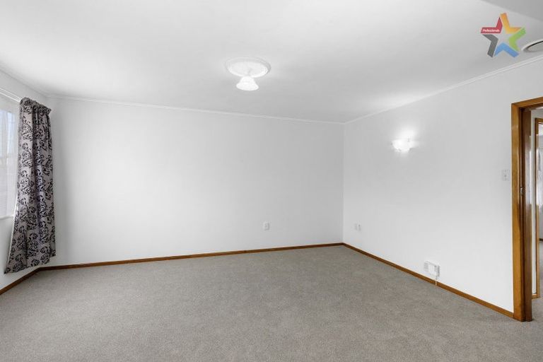 Photo of property in 8a Stamford Grove, Avalon, Lower Hutt, 5011