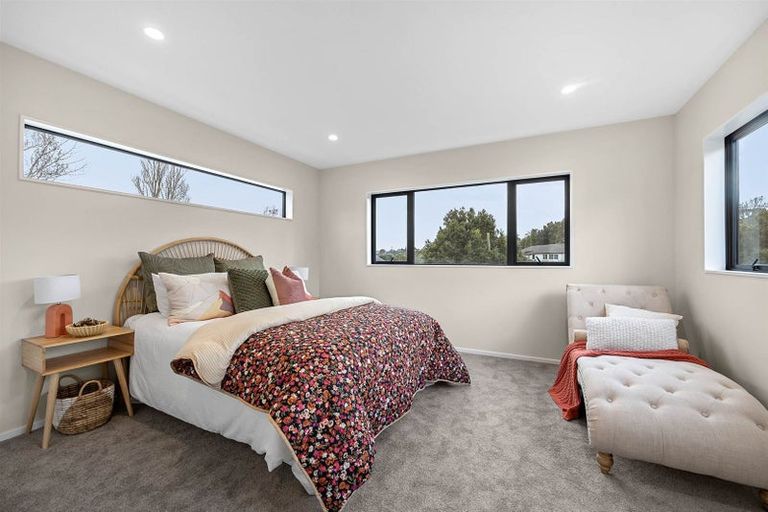 Photo of property in 79a Bond Crescent, Forrest Hill, Auckland, 0620