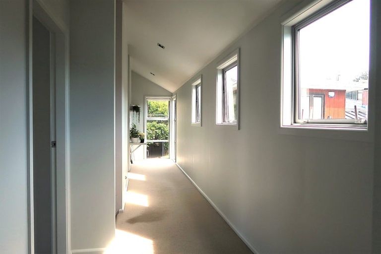 Photo of property in 9b Lambley Road, Titahi Bay, Porirua, 5022