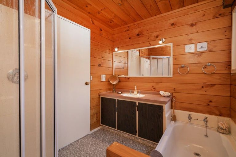 Photo of property in 22 Emmerdale Drive, Hahei, Whitianga, 3591