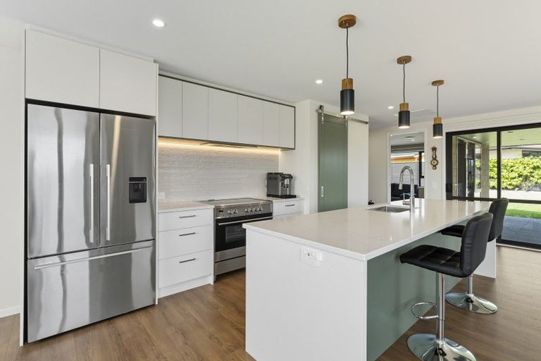 Photo of property in 161 Karuhiruhi Street, Waikanae, 5036