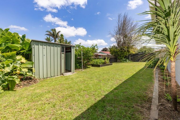 Photo of property in 463b Great South Road, Opaheke, Papakura, 2113