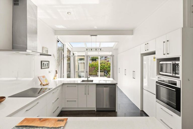 Photo of property in 101 Musselburgh Rise, Musselburgh, Dunedin, 9013