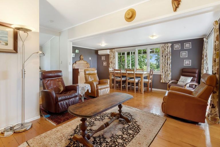 Photo of property in 37 Camp Road, Coroglen, Whitianga, 3591