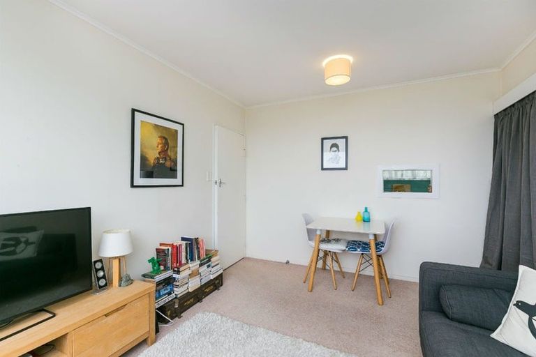 Photo of property in 2/67 Fox Street, Ngaio, Wellington, 6035