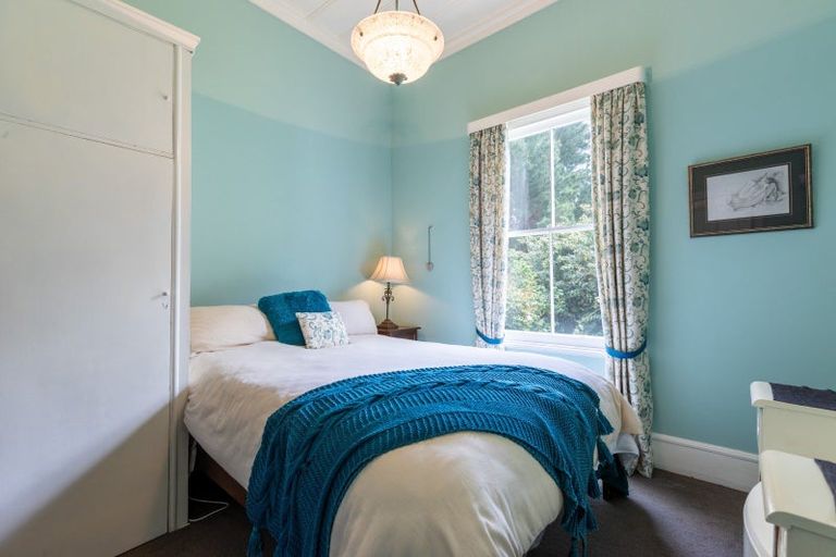 Photo of property in 6 Totara Road, Kumeroa, Woodville, 4997