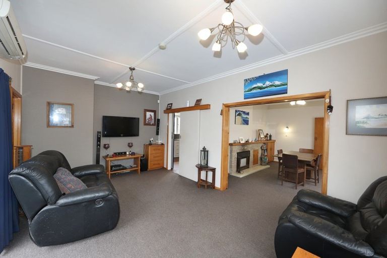 Photo of property in 213 Mcleod Street, Camberley, Hastings, 4120