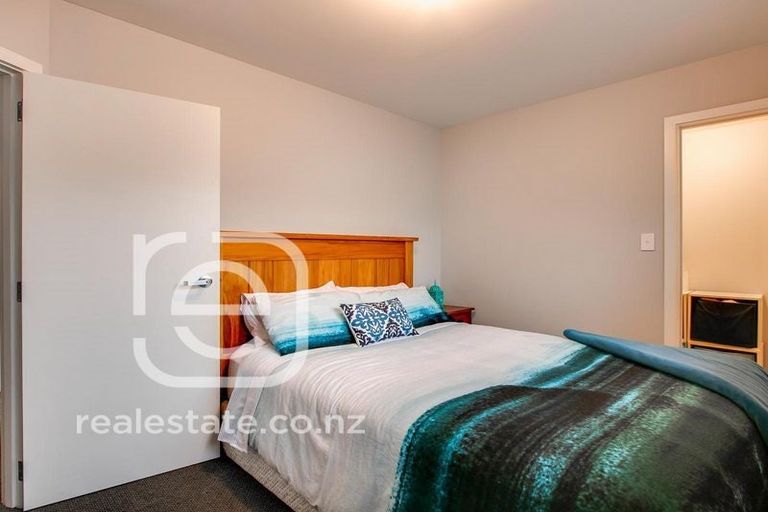 Photo of property in 75 Milton Road, Bluff Hill, Napier, 4110