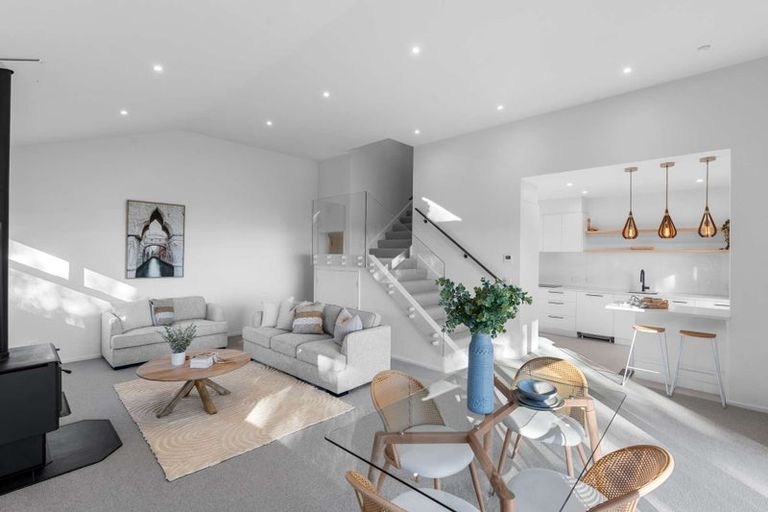 Photo of property in 145 Mount Pleasant Road, Mount Pleasant, Christchurch, 8081