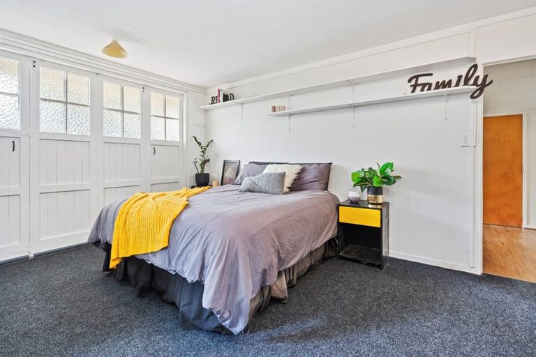 Photo of property in 1 Ranfurly Place, Te Kamo, Whangarei, 0112