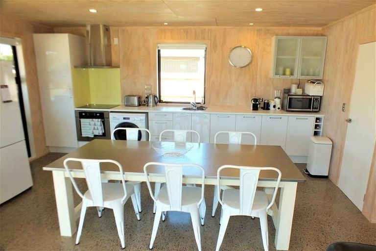 Photo of property in 108 Kelly Jade Avenue, Matarangi, Whitianga, 3592