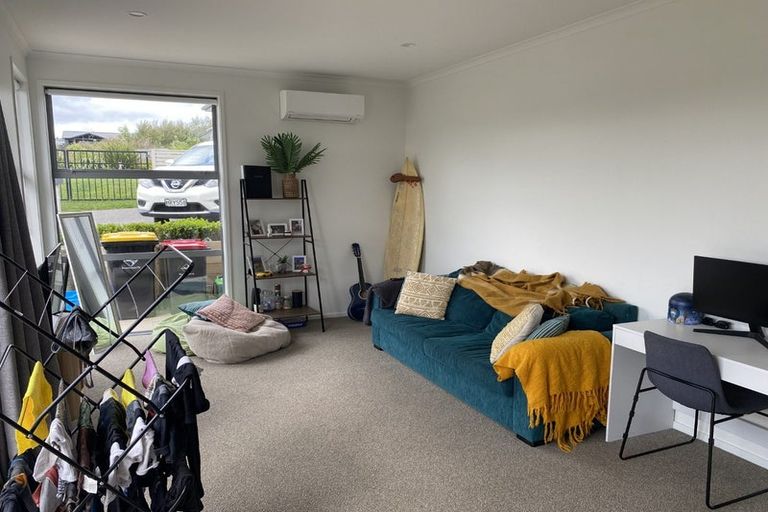 Photo of property in 30 Kiritiana Close, Pyes Pa, Tauranga, 3112