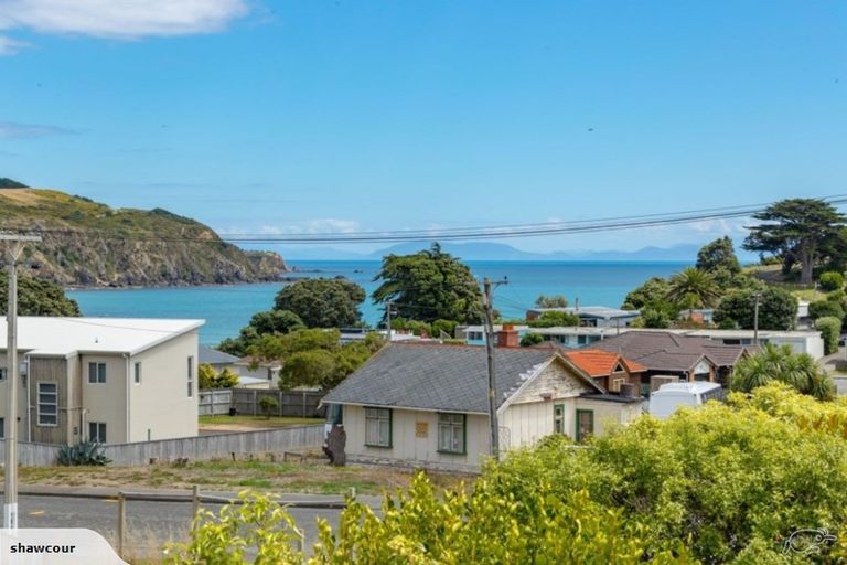Photo of property in 12 Whanake Street, Titahi Bay, Porirua, 5022