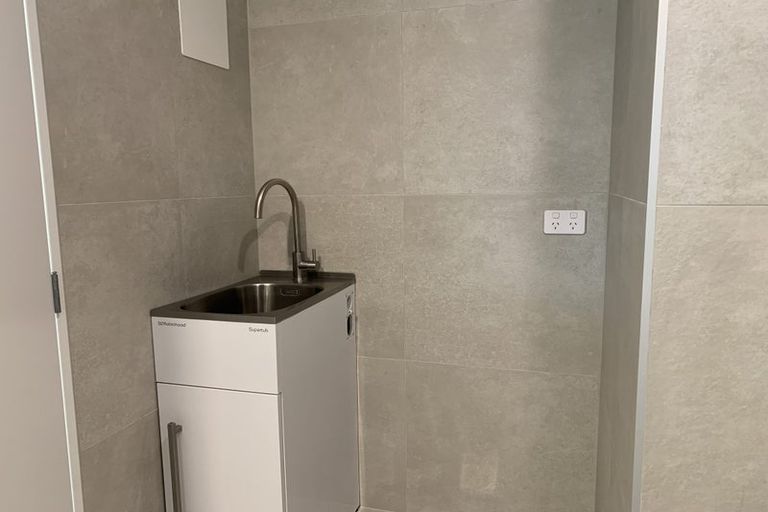 Photo of property in 13/18 Paraone Crescent, Takanini, 2112