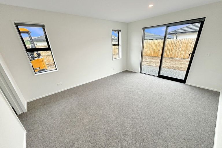 Photo of property in 22 Songpa Street, Halswell, Christchurch, 8025