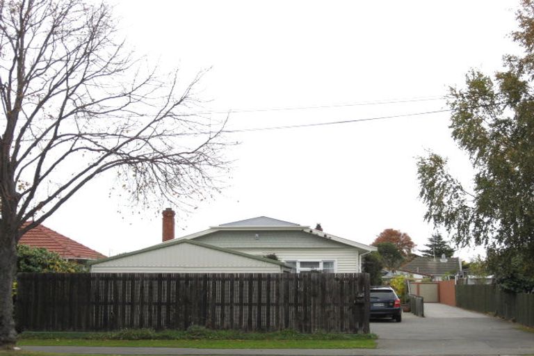 Photo of property in 549 Cranford Street, Papanui, Christchurch, 8052