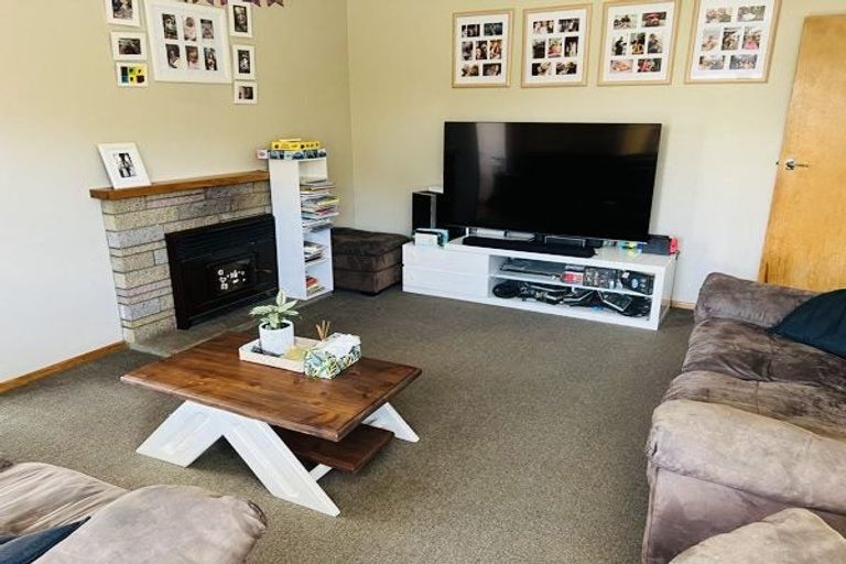 Photo of property in 87 Ennis Avenue, Pakuranga Heights, Auckland, 2010