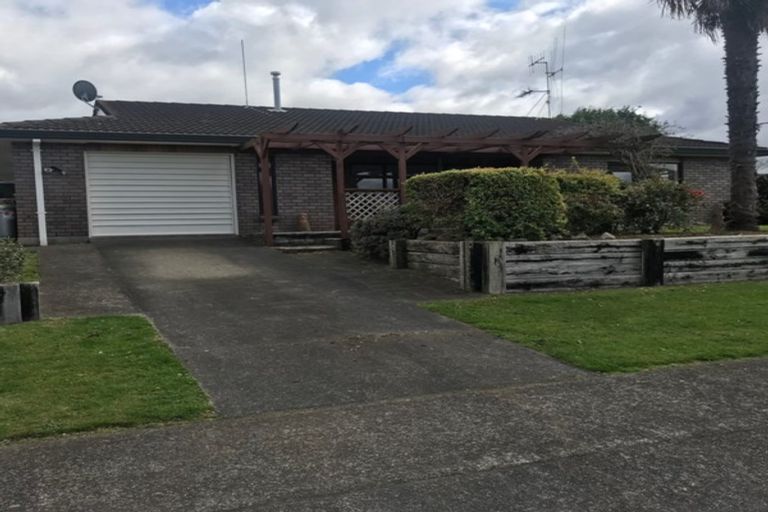 Photo of property in 31 Links View Drive, Omokoroa, 3114