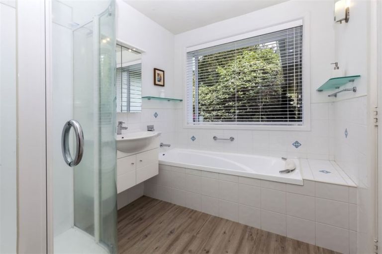 Photo of property in 19 Joyce Crescent, Ilam, Christchurch, 8041