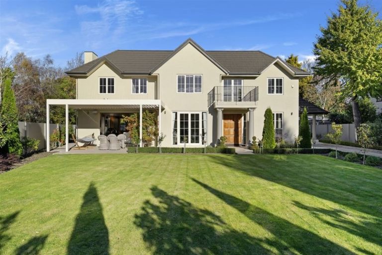 Photo of property in 30 Glandovey Road, Fendalton, Christchurch, 8052