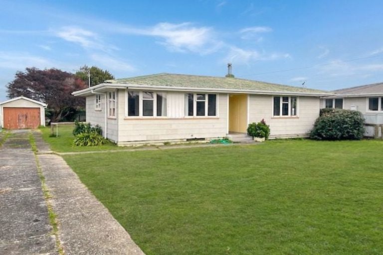 Photo of property in 55 Taumaihi Street, Bulls, 4818