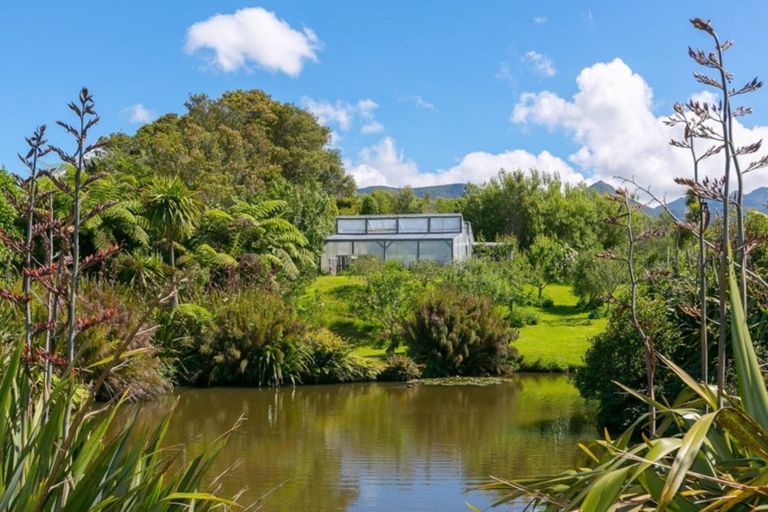 Photo of property in 389 Korito Road, Korito, New Plymouth, 4371