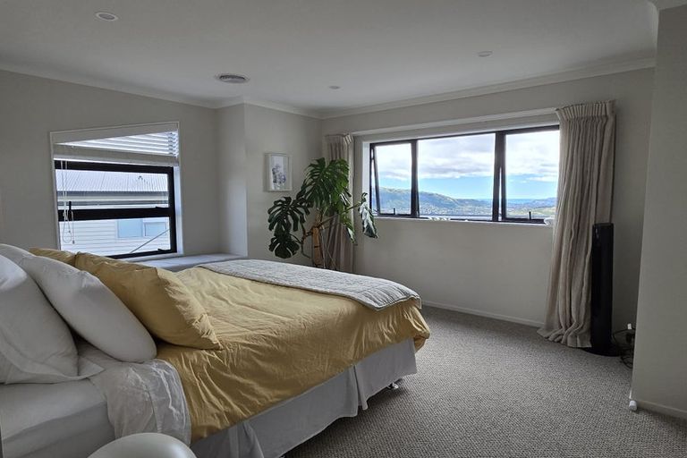 Photo of property in 1 Saba Way, Grenada Village, Wellington, 6037