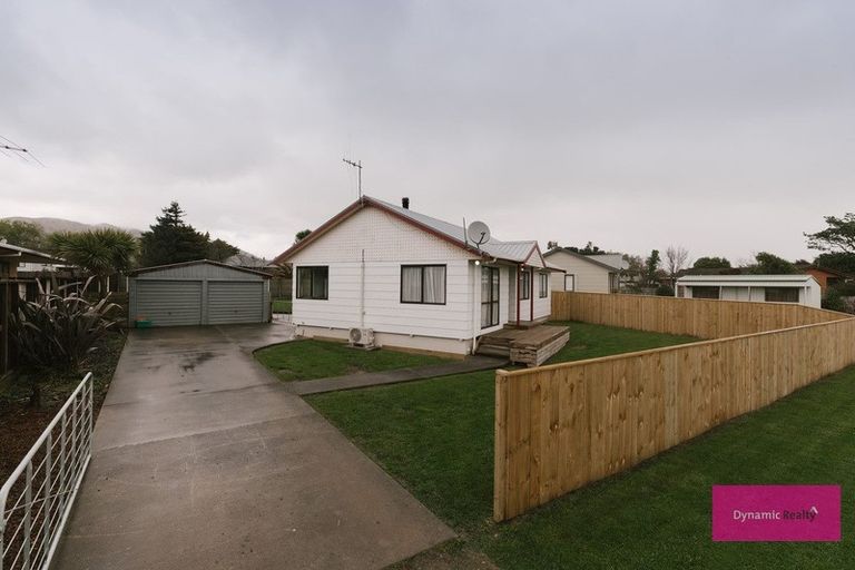 Photo of property in 40 Matipo Street, Tokomaru, Palmerston North, 4474