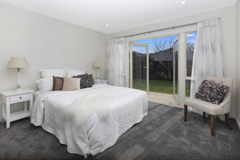 Photo of property in 230a Lake Terrace Road, Shirley, Christchurch, 8061