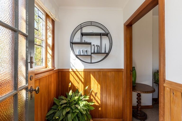 Photo of property in 10 Barker Road, Marewa, Napier, 4110