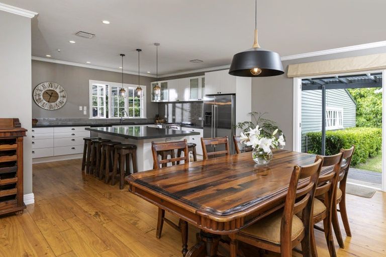 Photo of property in 33 Cable Road, Waimauku, 0881