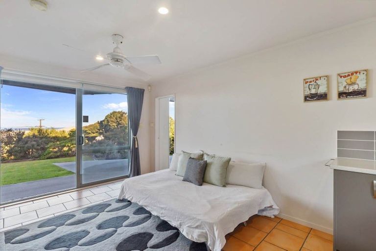 Photo of property in 36 Moir Point Road, Mangawhai Heads, Mangawhai, 0505