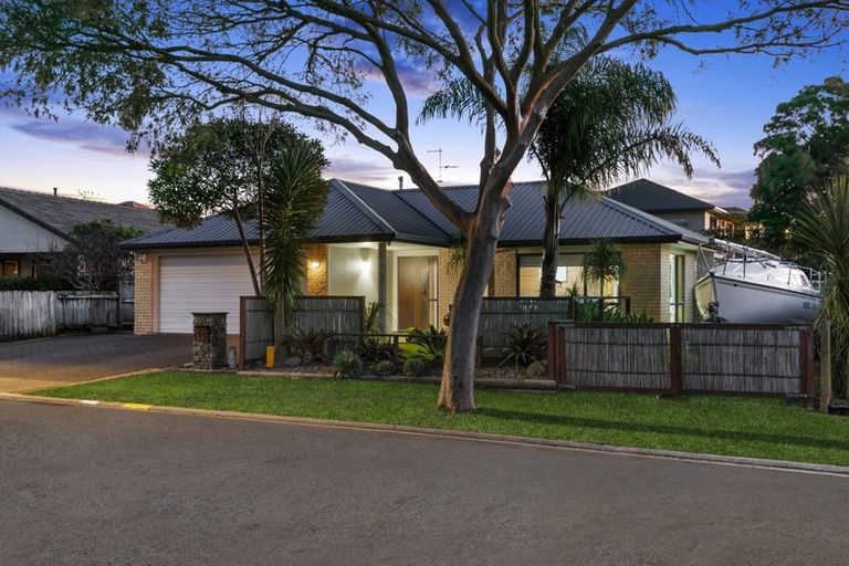 Photo of property in 10 Jacinda Close, Pyes Pa, Tauranga, 3112