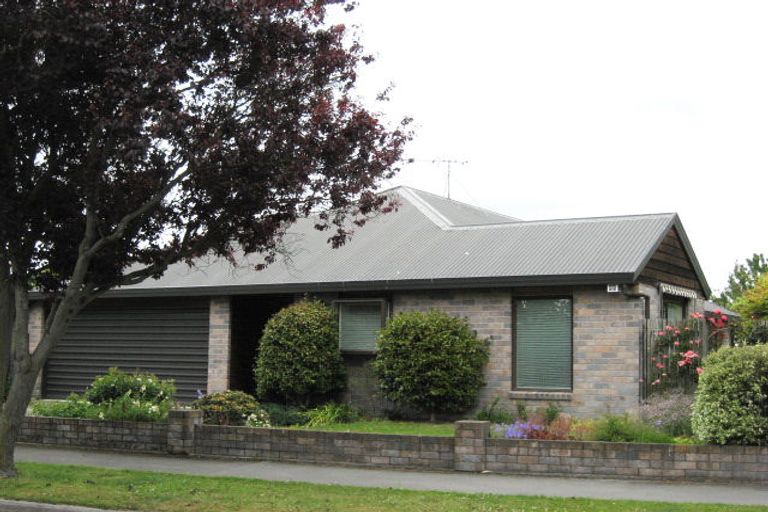 Photo of property in 25 Radbrook Street, Avonhead, Christchurch, 8042