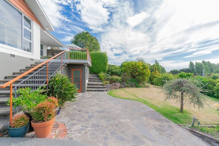 Photo of property in 413 Cashmere Road, Westmorland, Christchurch, 8025