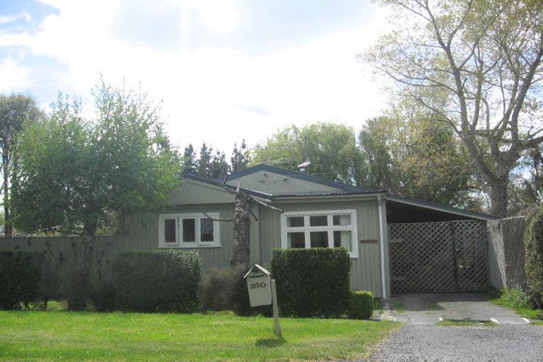 Photo of property in 230 High Street, Oxford, 7430