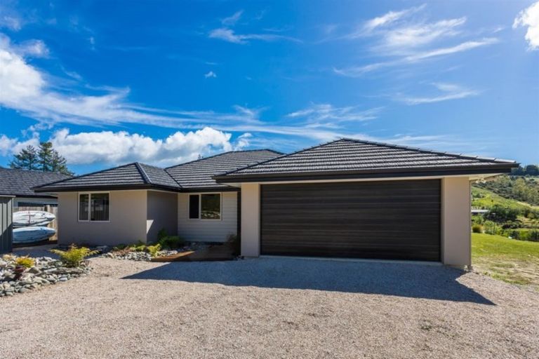 Photo of property in 15 Pineview Way, Motueka, 7196