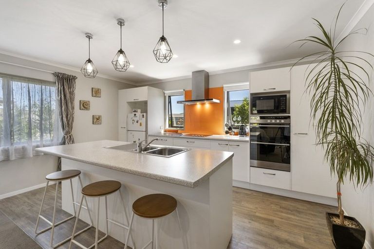 Photo of property in 7 Aqua Way, Paraparaumu, 5032