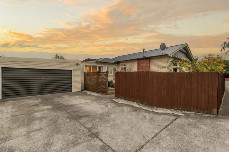 Photo of property in 1/64 Somerfield Street, Somerfield, Christchurch, 8024
