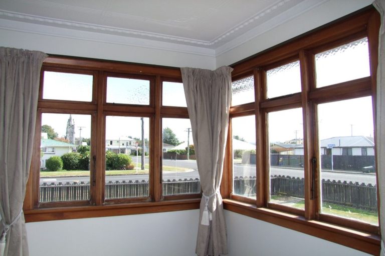 Photo of property in 9 Ossian Street, Milton, 9220