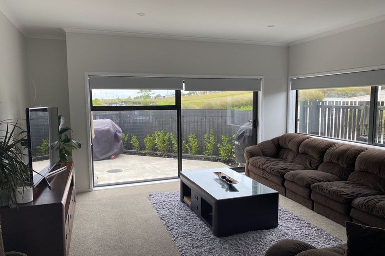 Photo of property in 30 Pennant Street, Long Bay, Auckland, 0630