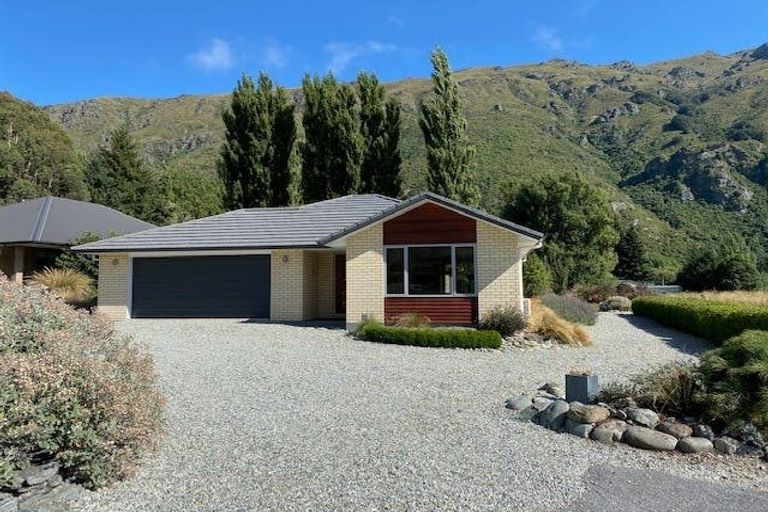 Photo of property in 11 Hector Close, Kingston, Athol, 9793