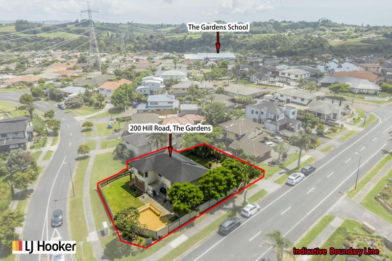 Photo of property in 200 Hill Road, The Gardens, Auckland, 2105