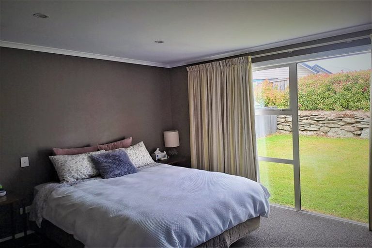 Photo of property in 16 Niger Street, Wanaka, 9305