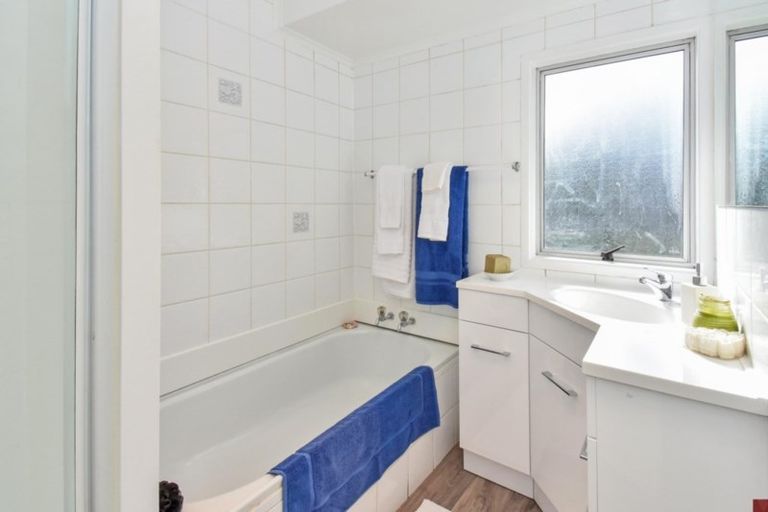 Photo of property in 260 Great South Road, Manurewa, Auckland, 2102