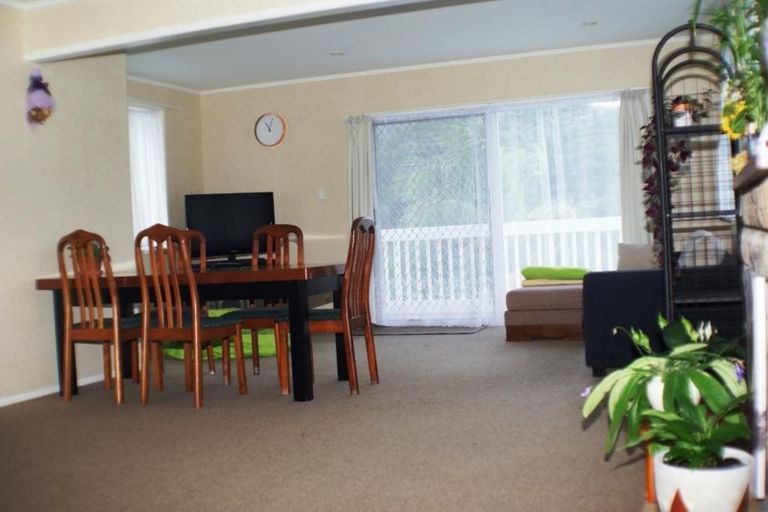 Photo of property in 6 Willow Place, Horahora, Whangarei, 0110