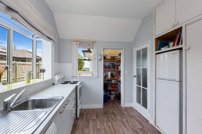 Photo of property in 113 Poranui Beach Road, Little River, 7591