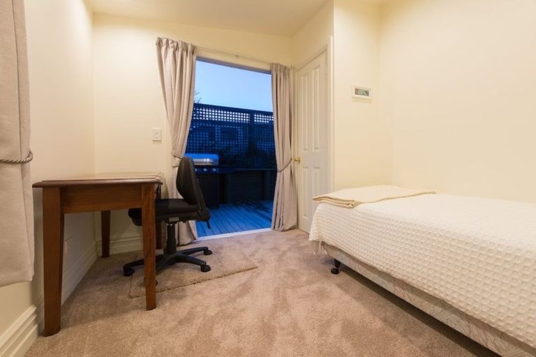 Photo of property in 7 Matauwhi Road, Russell, 0202