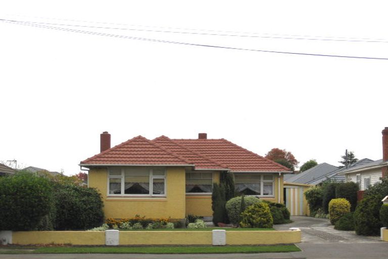 Photo of property in 547 Cranford Street, Papanui, Christchurch, 8052